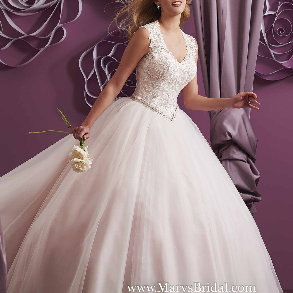 MARYS BRIDAL 3Y609  BLUSH  size 6